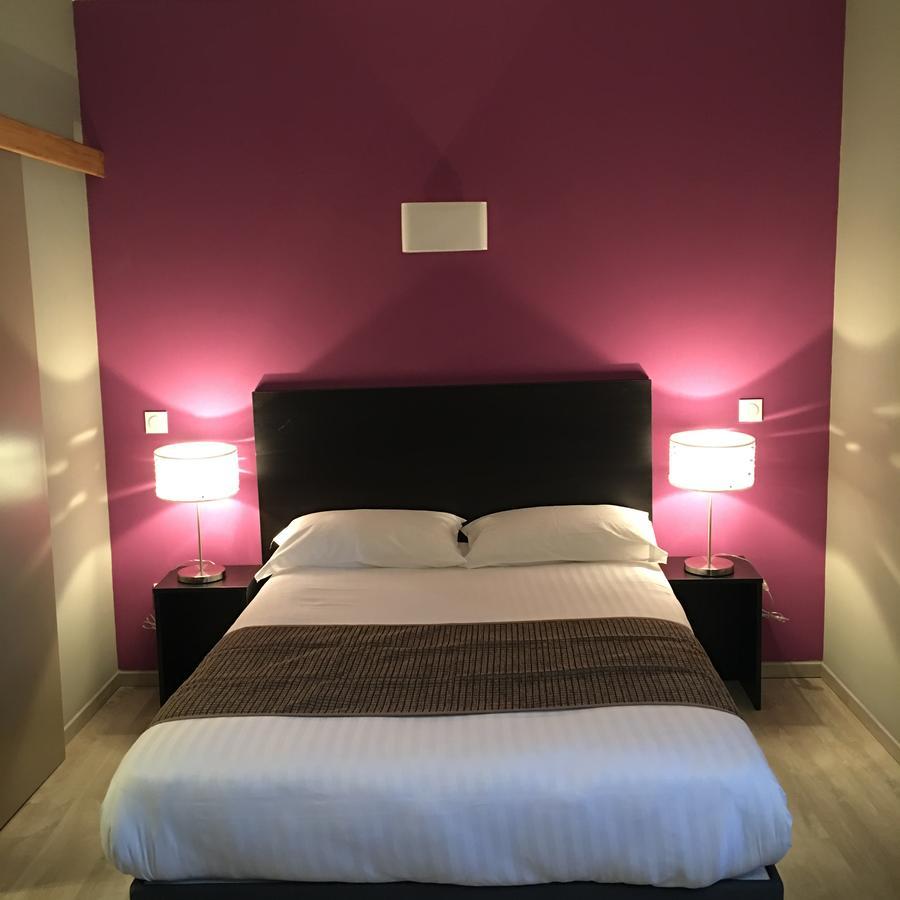 Le Brin D'olivier Aparthotel Bourg-Saint-Andéol Exterior foto